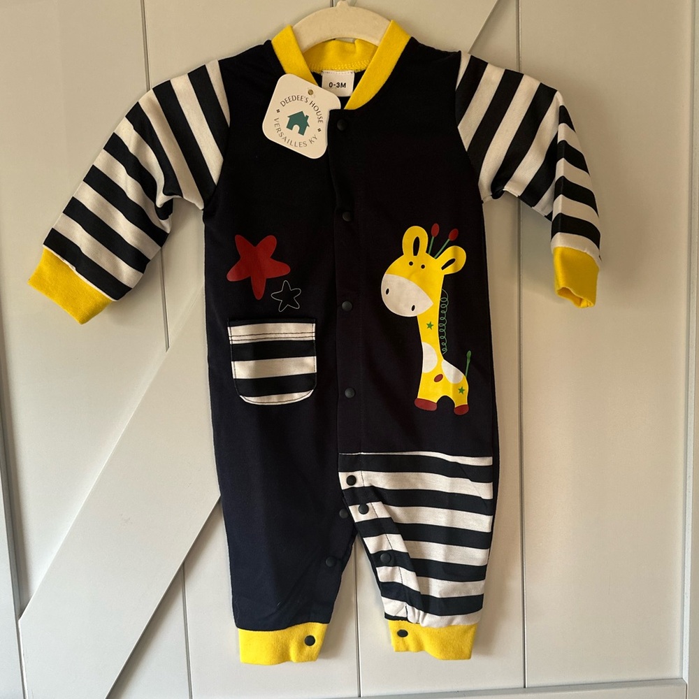 Baby Romper~Black/White Stripes w/Yellow Giraffe & Striped Pocket-Size 0-3 mth